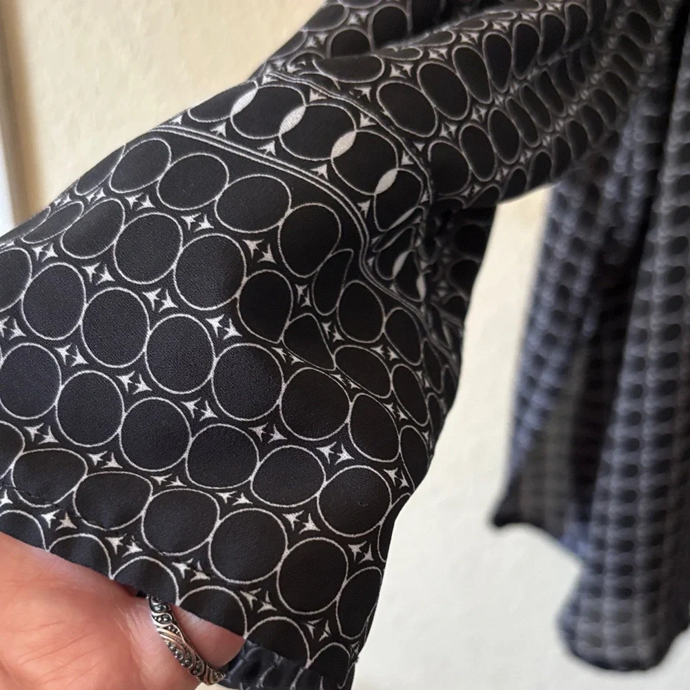 Max Studio 2X Black White Geometric Blouse Button Front Plus Size Top - Picture 6 of 10